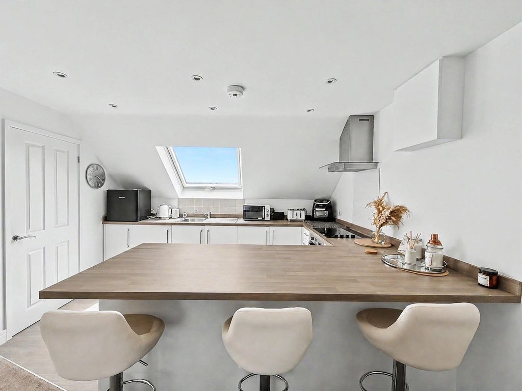 Property photo 1 of 16 Kitchen