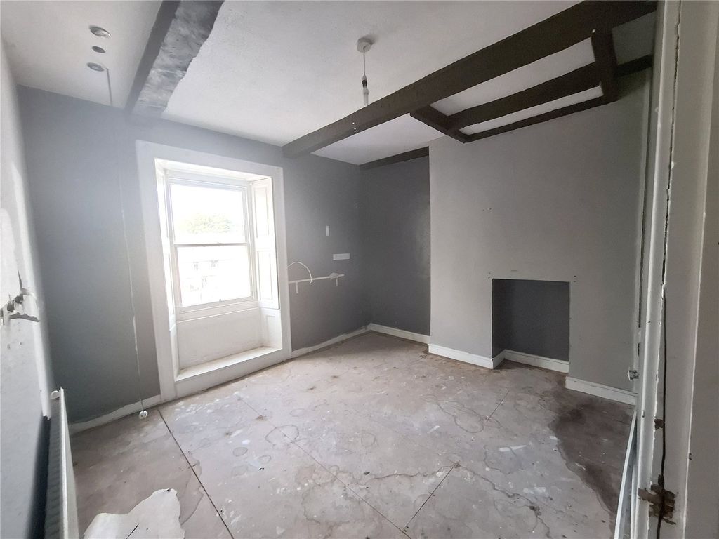 Property photo 2 of 10 Picture No. 06