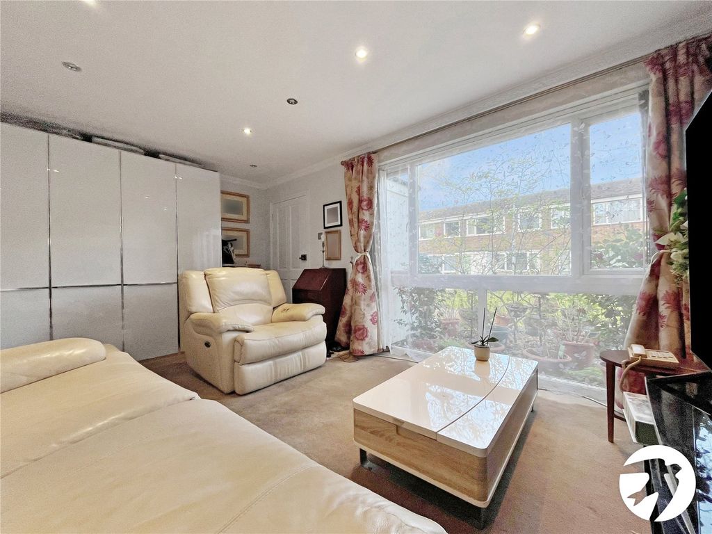 Property photo 3 of 15 Picture No. 09