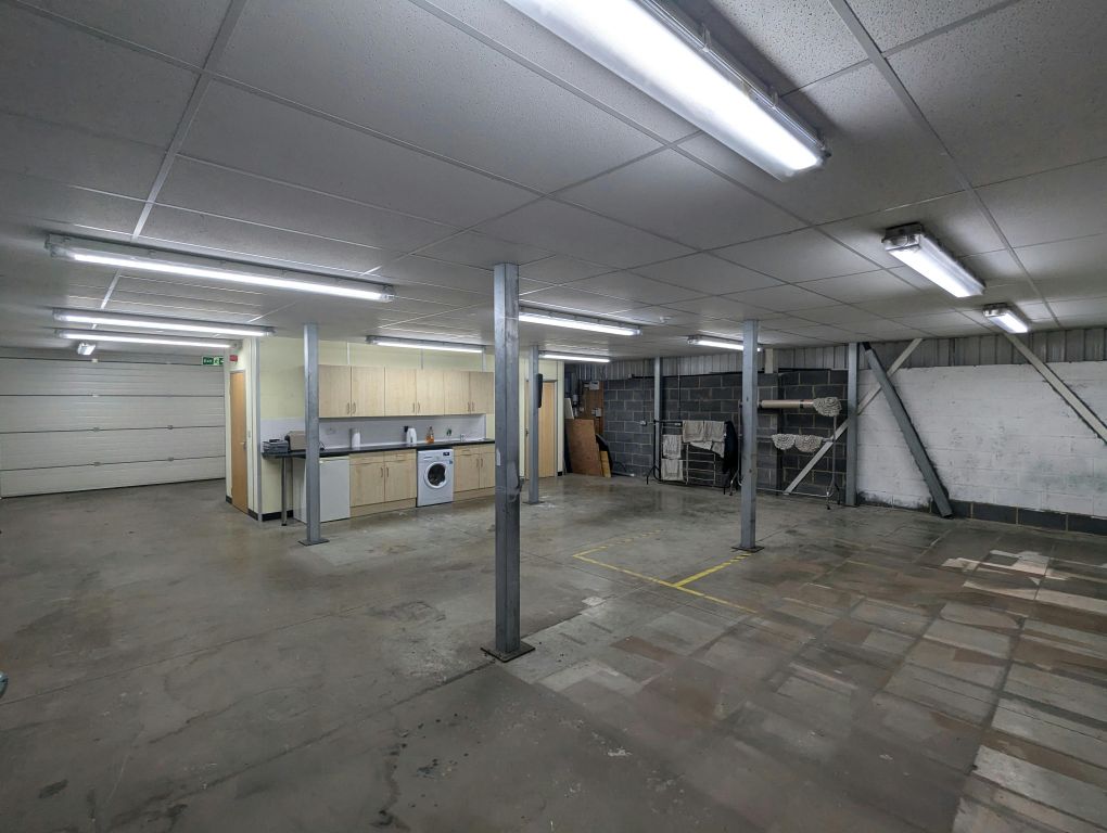 Property photo 2 of 6 Pxl_20250604_123207831.Jpg