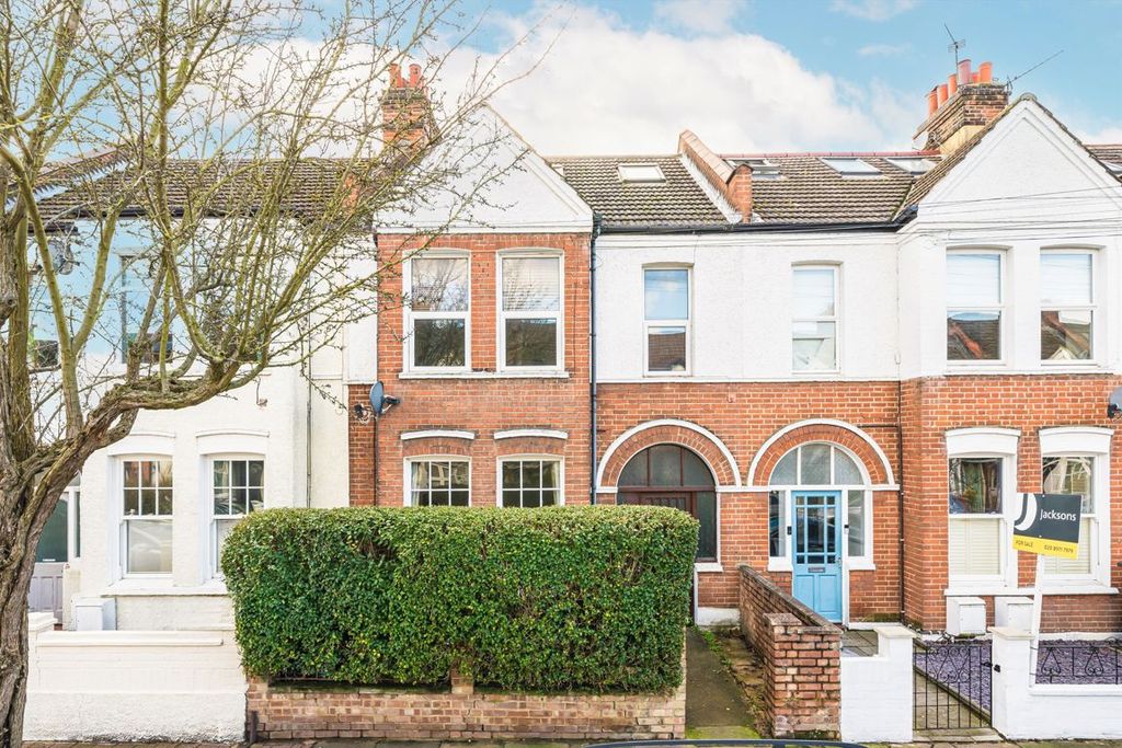 Property photo 1 of 6