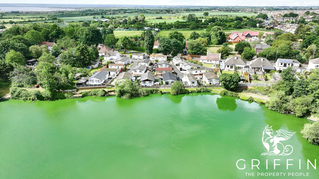 Property photo 3 of 20 70044820Dji202505251615130051d