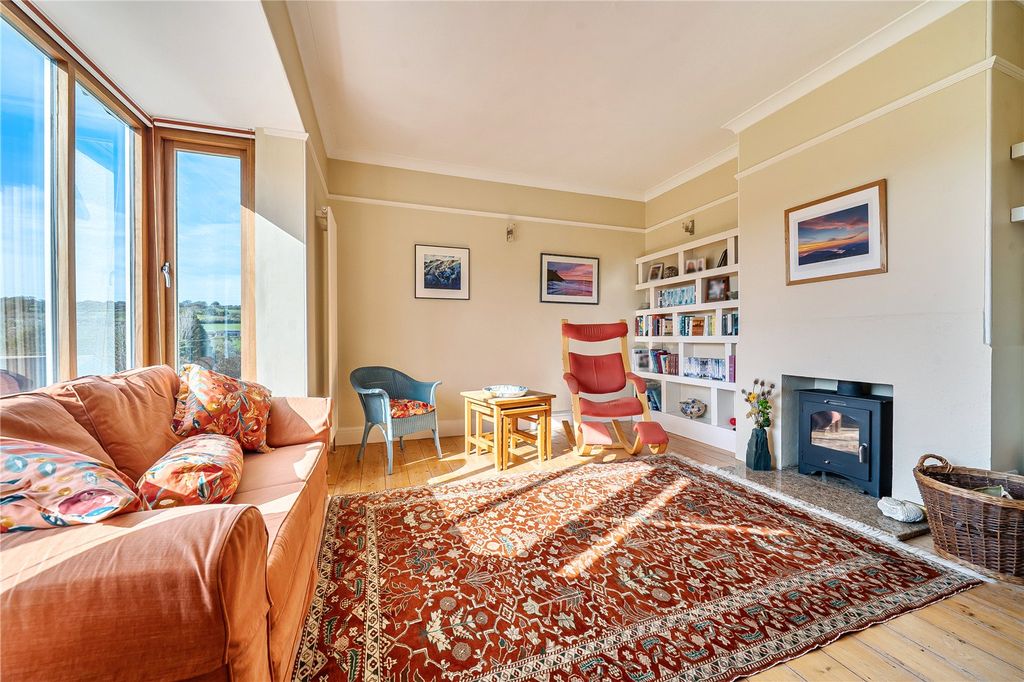 Property photo 3 of 16 Picture No. 05