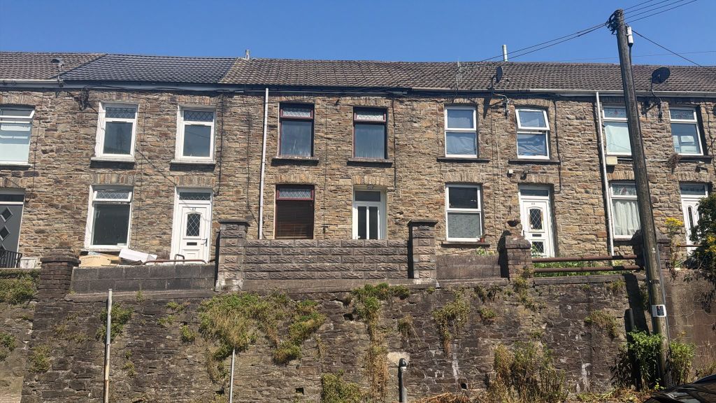 Property photo 2 of 2