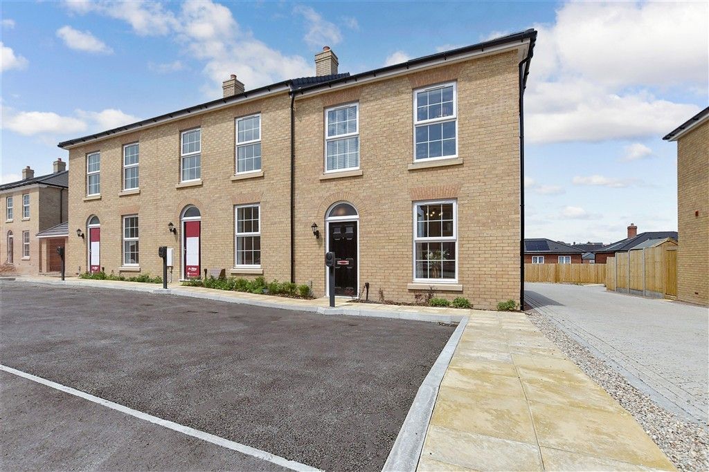 Property photo 1 of 14 Waring External
