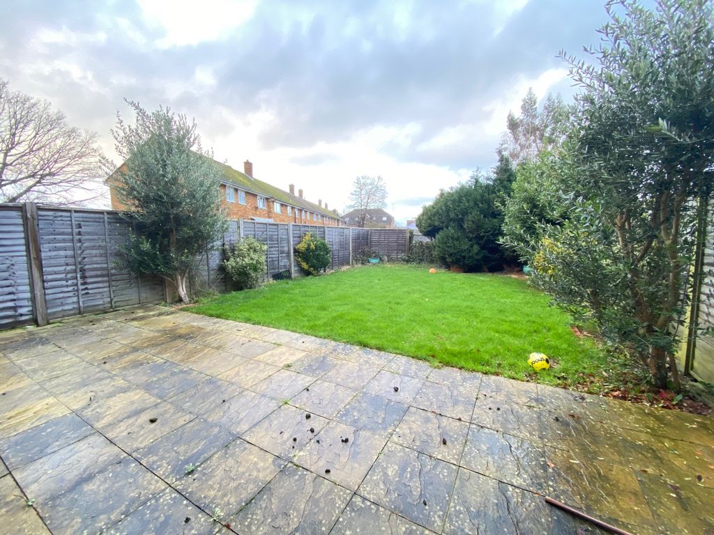 Property photo 3 of 13 Exterior