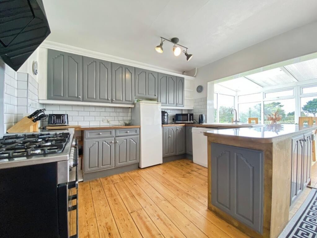 Property photo 2 of 33 4845673