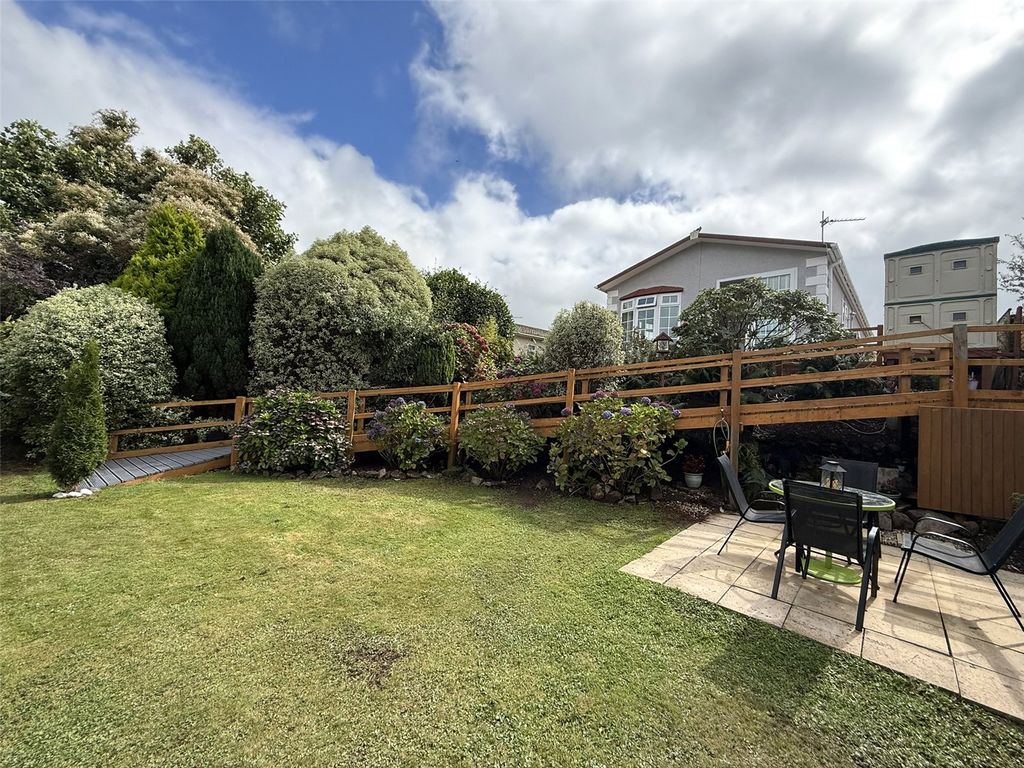 Property photo 3 of 22 Picture No. 08