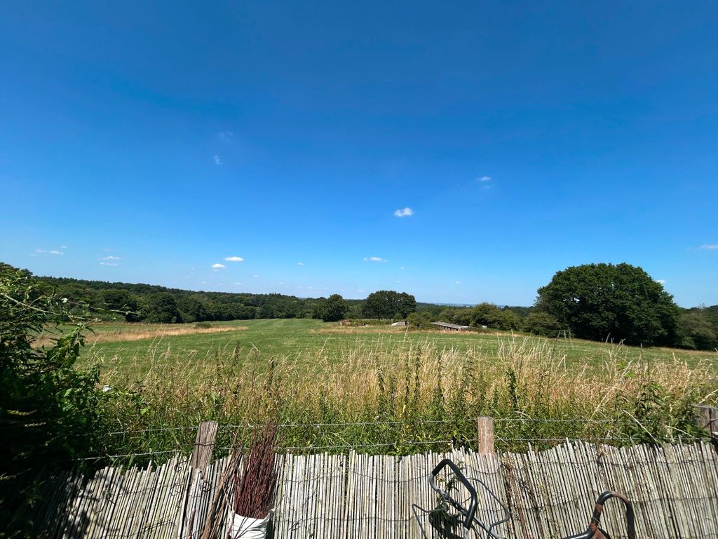 Property photo 2 of 4