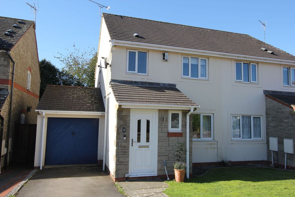 Property photo 1 of 22