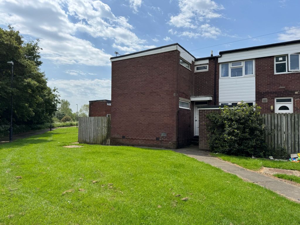 Property photo 1 of 8