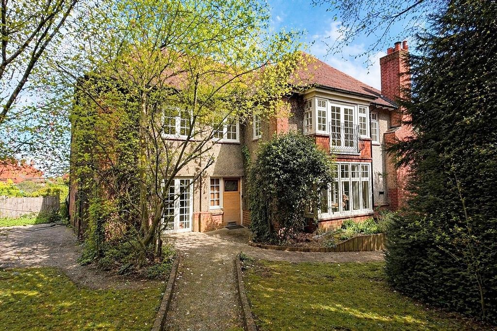 Property photo 1 of 27 Phillips George