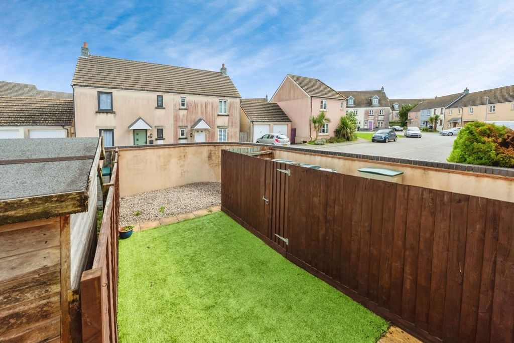 Property photo 3 of 13 Photo