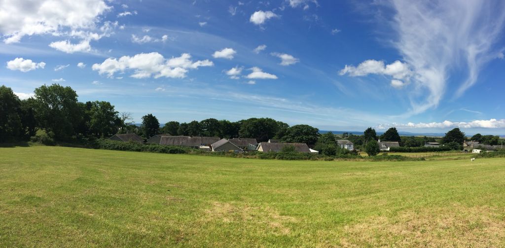 Property photo 2 of 12