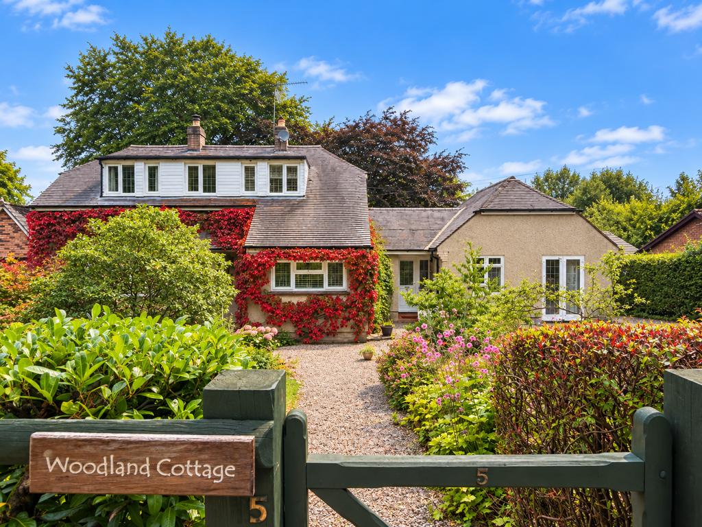 Property photo 1 of 34