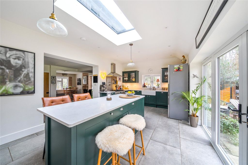 Property photo 2 of 22 Picture No. 09