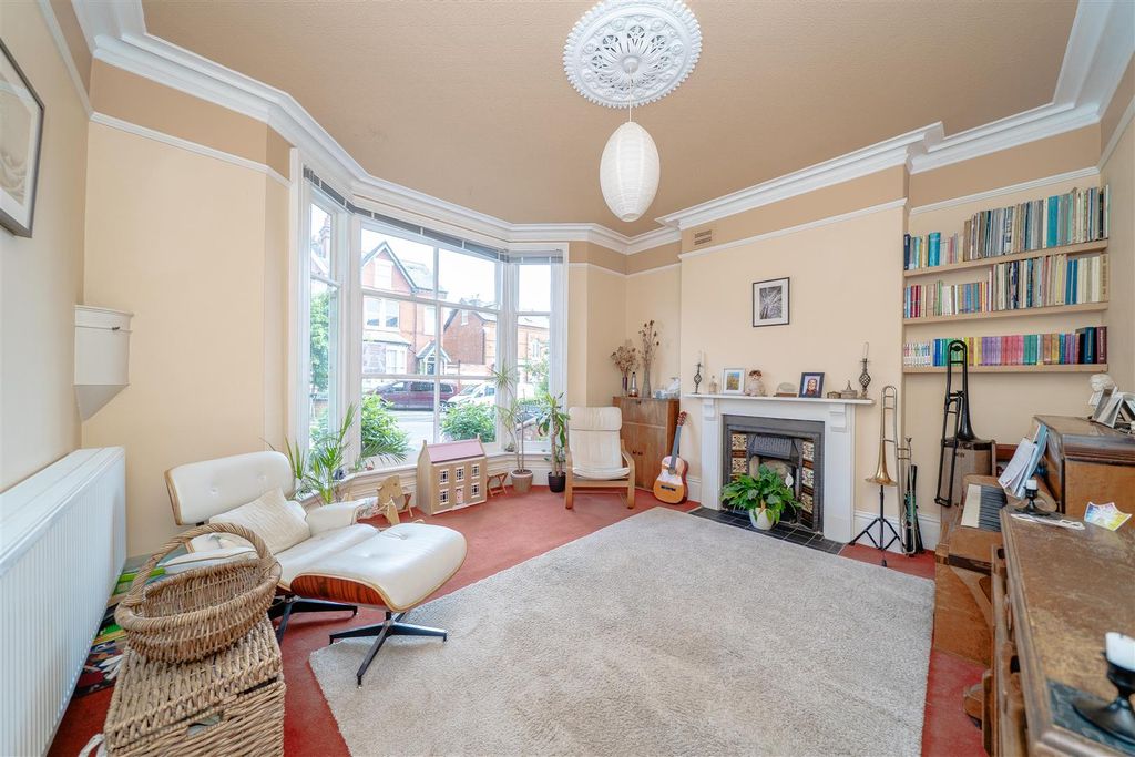 Property photo 2 of 34 Reception Room One
