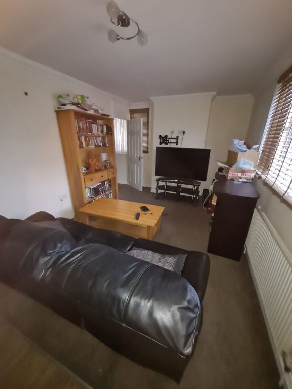Property photo 2 of 6