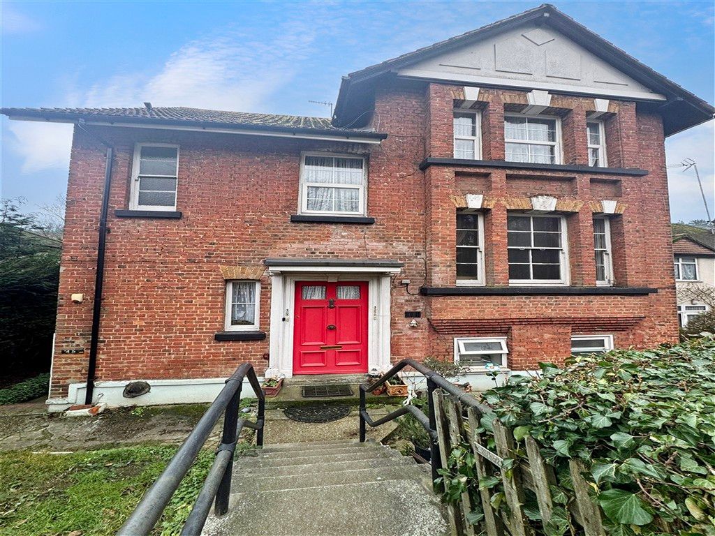 Property photo 1 of 4 Front