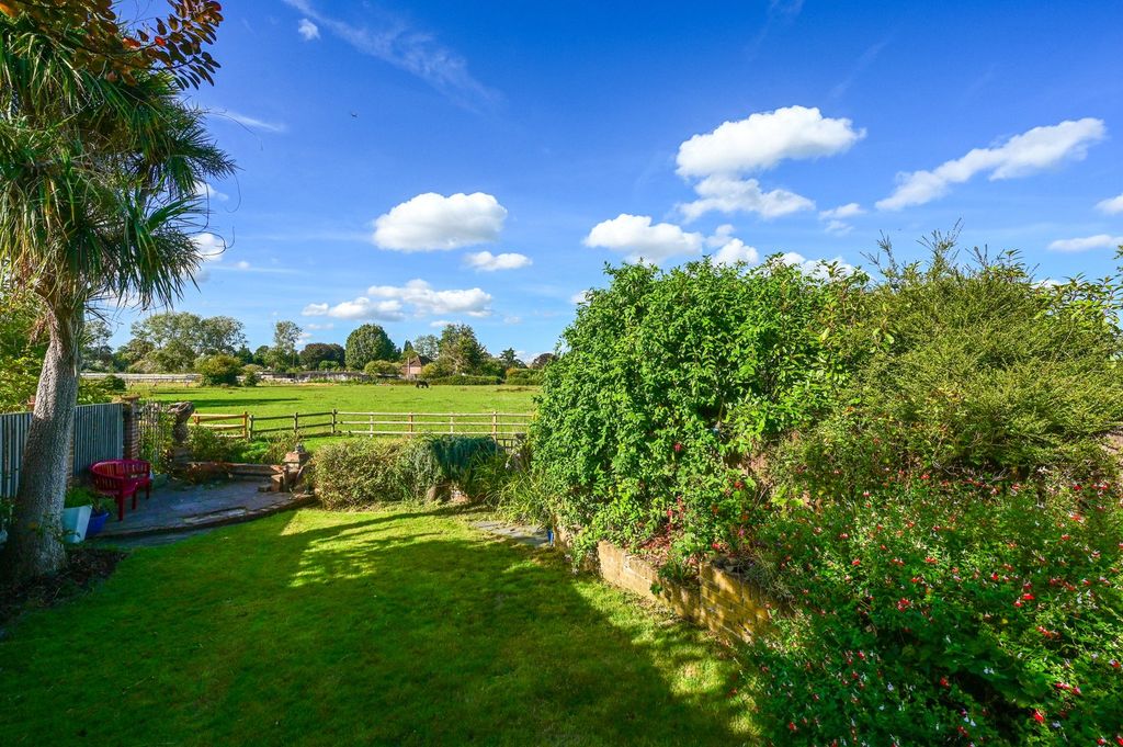 Property photo 1 of 14 Picture No. 13