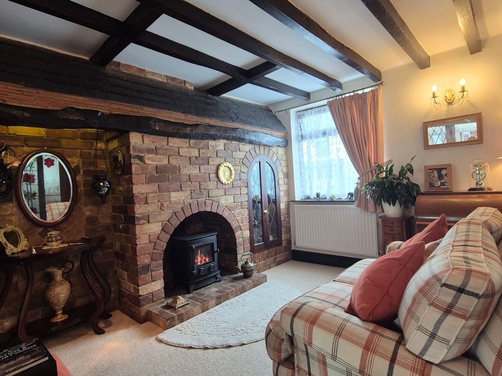 Property photo 3 of 34