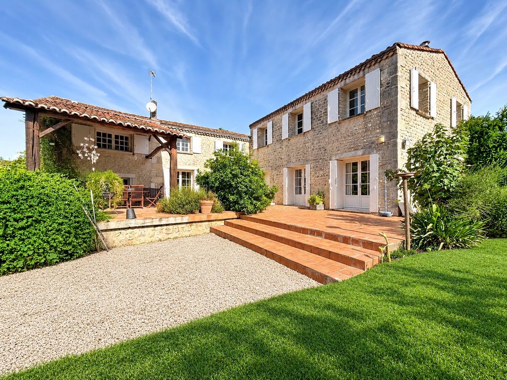 Property photo 1 of 13 Near Angouleme Beautiful Character House Of 280m2 Of Living Space On 4000m2 Of Enclosed Land With Swimming Pool