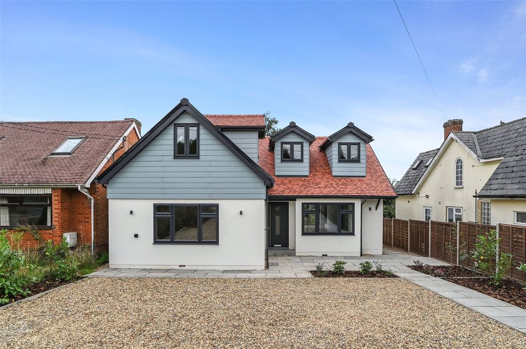 Property photo 1 of 17 Picture No. 01