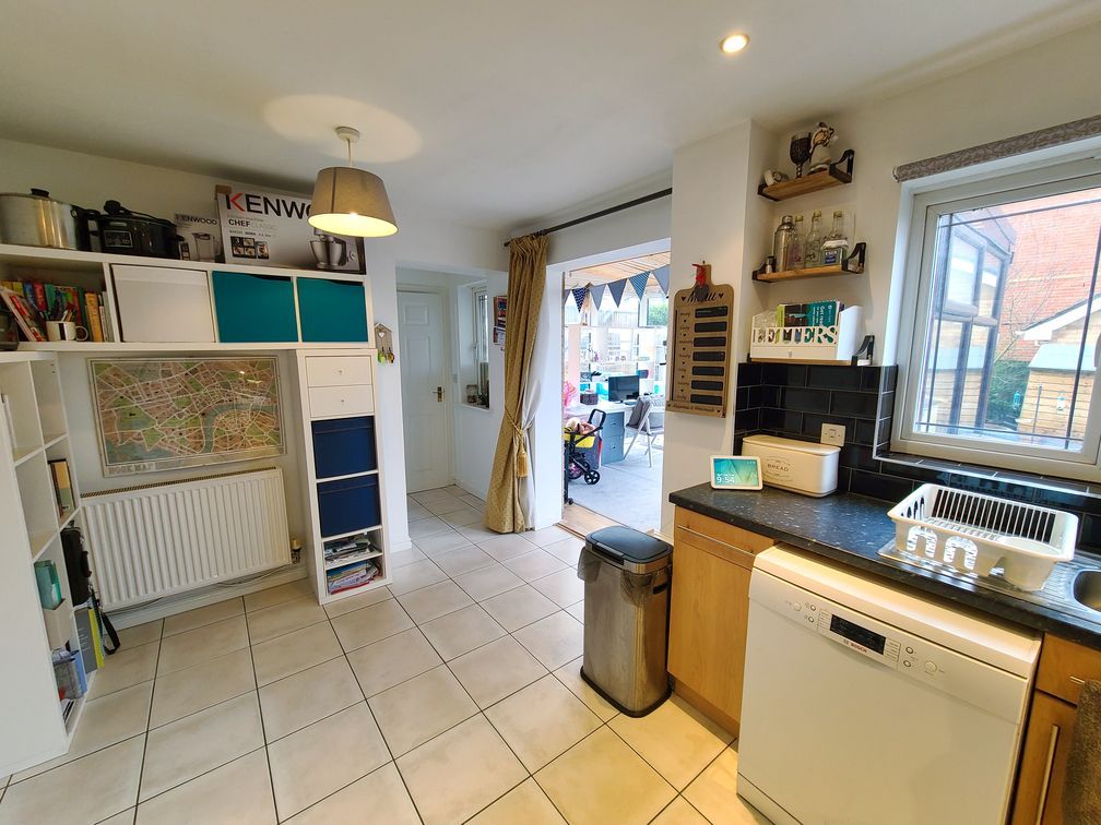 Property photo 3 of 24