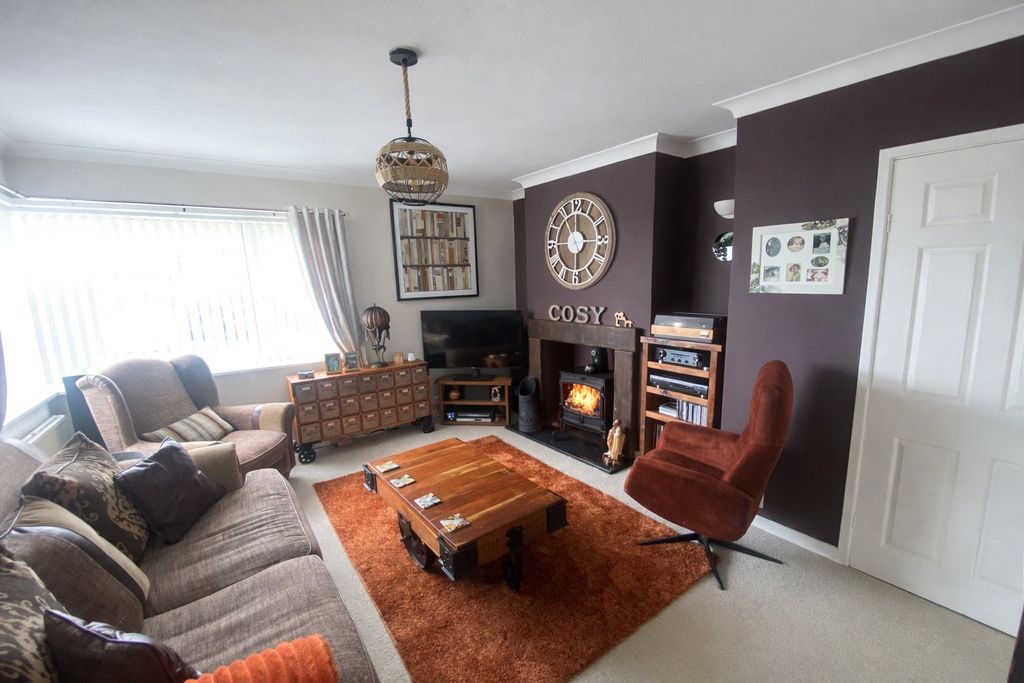 Property photo 3 of 26 3 - Picture No. 71