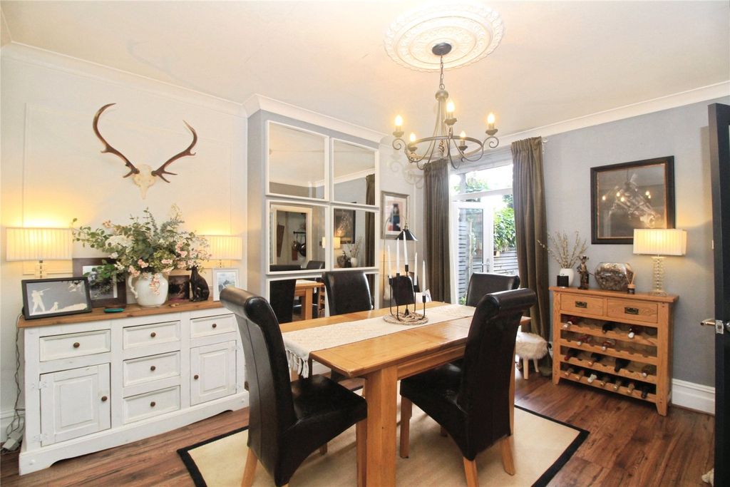 Property photo 3 of 17 Dining Room