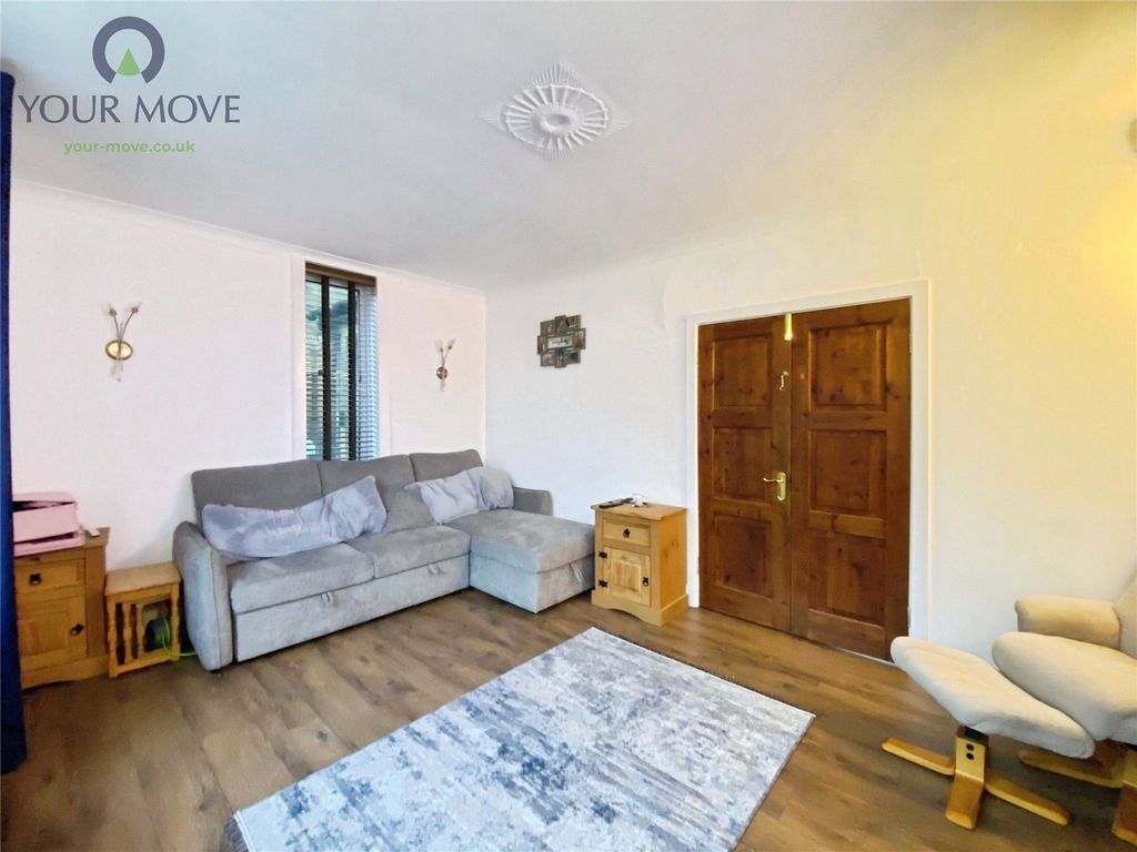 Property photo 3 of 15 Picture No. 04