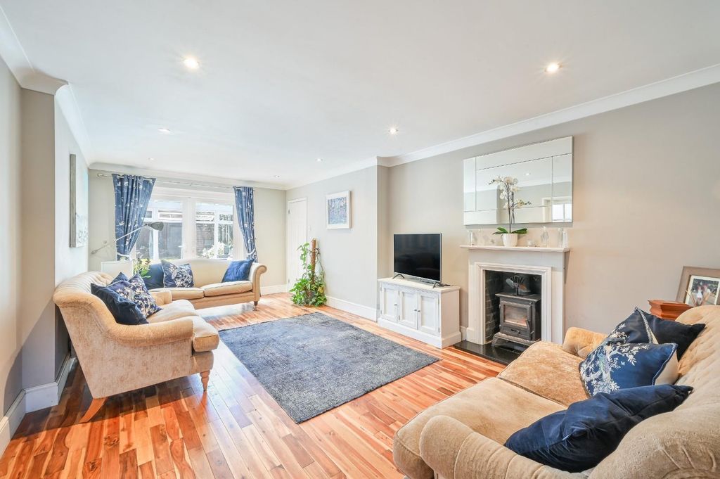 Property photo 3 of 21 Anvil House- (1).Jpg