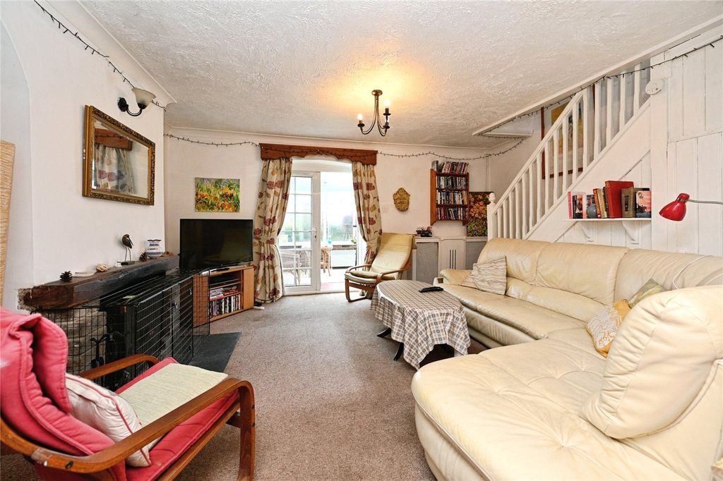 Property photo 3 of 39 Picture No. 05