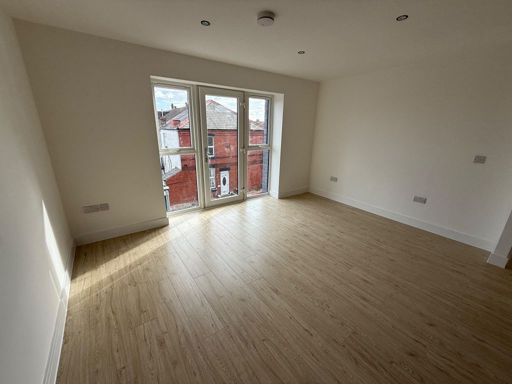 Property photo 3 of 6