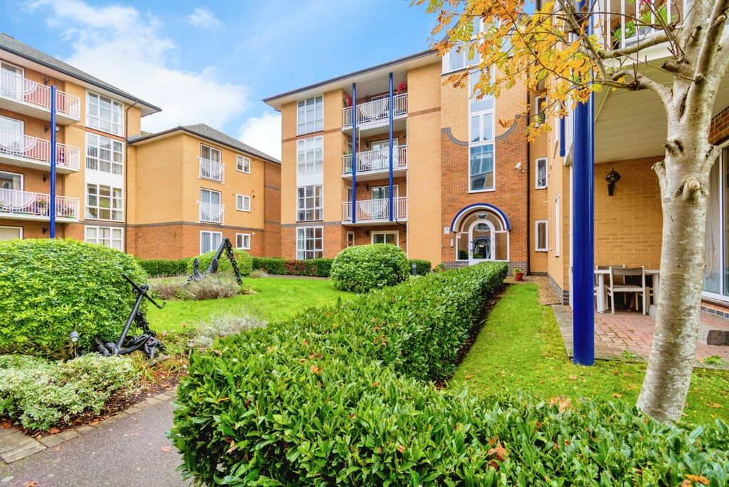 Property photo 1 of 12 Photo