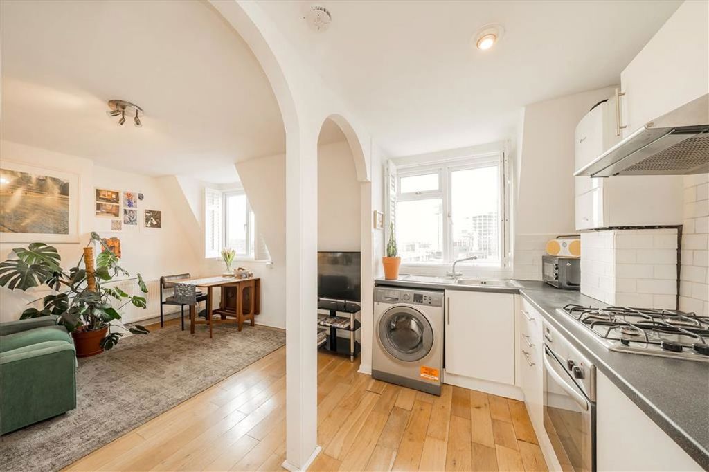 Property photo 3 of 6