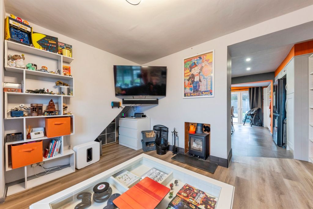 Property photo 3 of 20