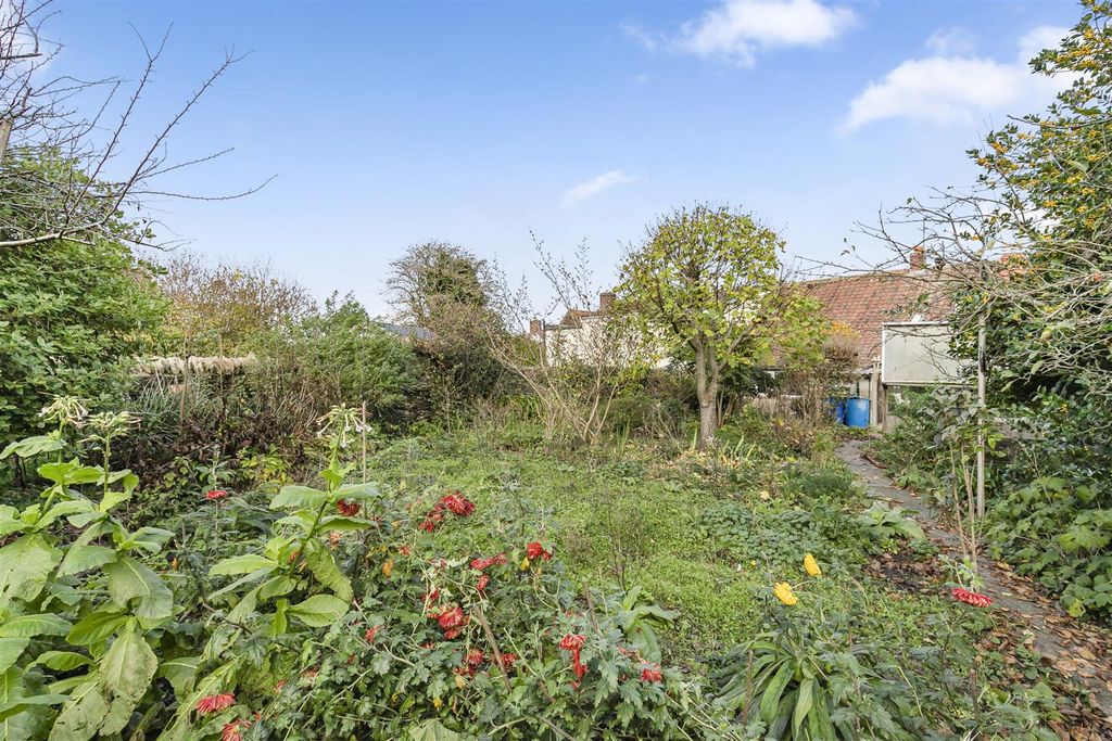 Property photo 2 of 28 Img_8870.Jpg