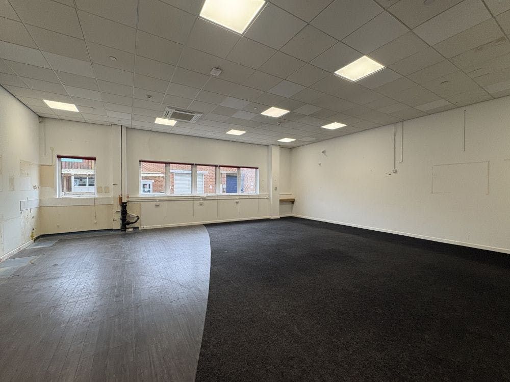 Property photo 2 of 6 Img_2071.Jpg