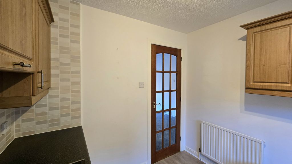 Additional image 11 of 3 bed flat to rentRiverside Gardens, Busby G76