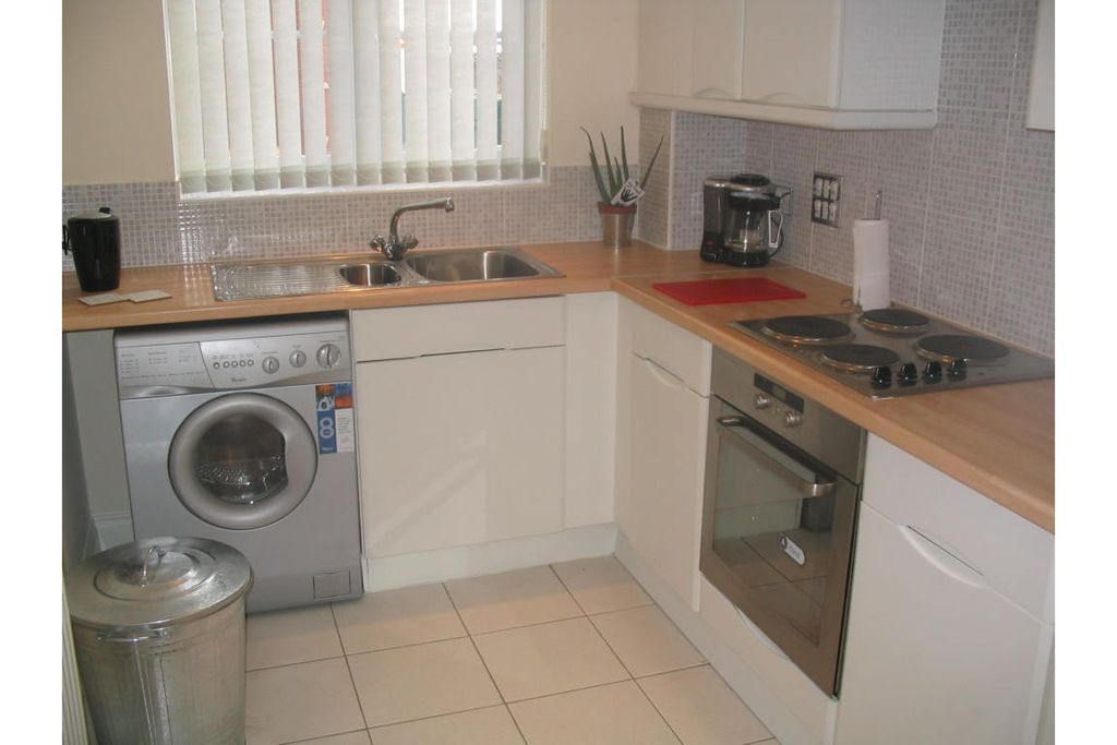 Property photo 3 of 11