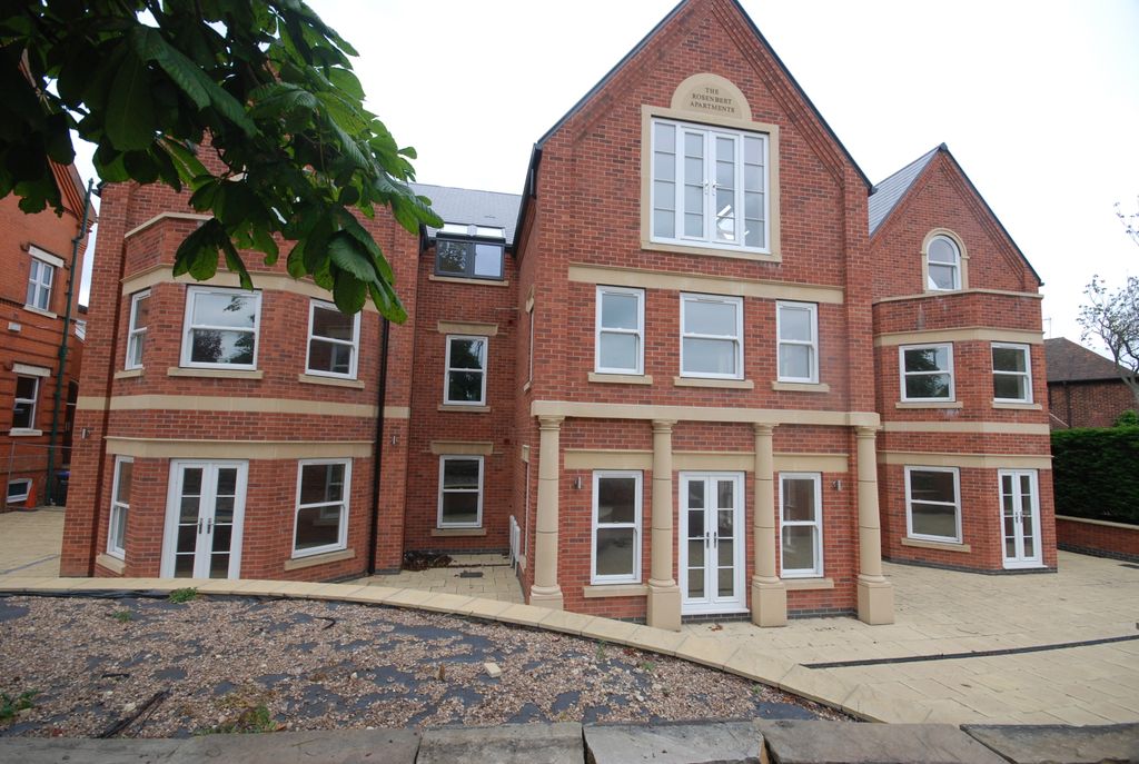 Property photo 1 of 3
