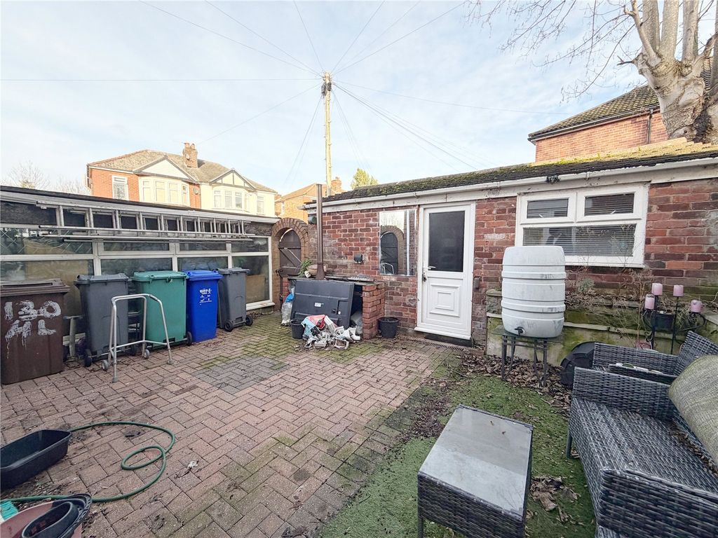 Property photo 2 of 13 Picture No. 10