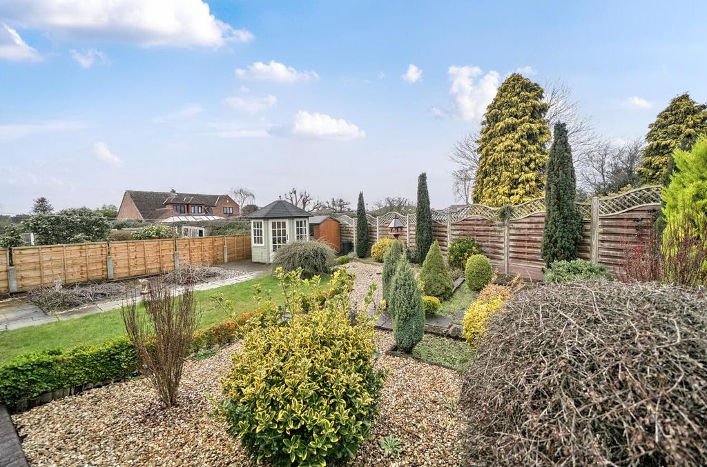 Property photo 2 of 20 1397829-1-6961231ee0Ab9.Jpg