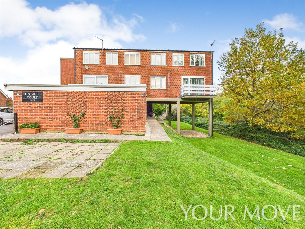 Property photo 1 of 8 Front