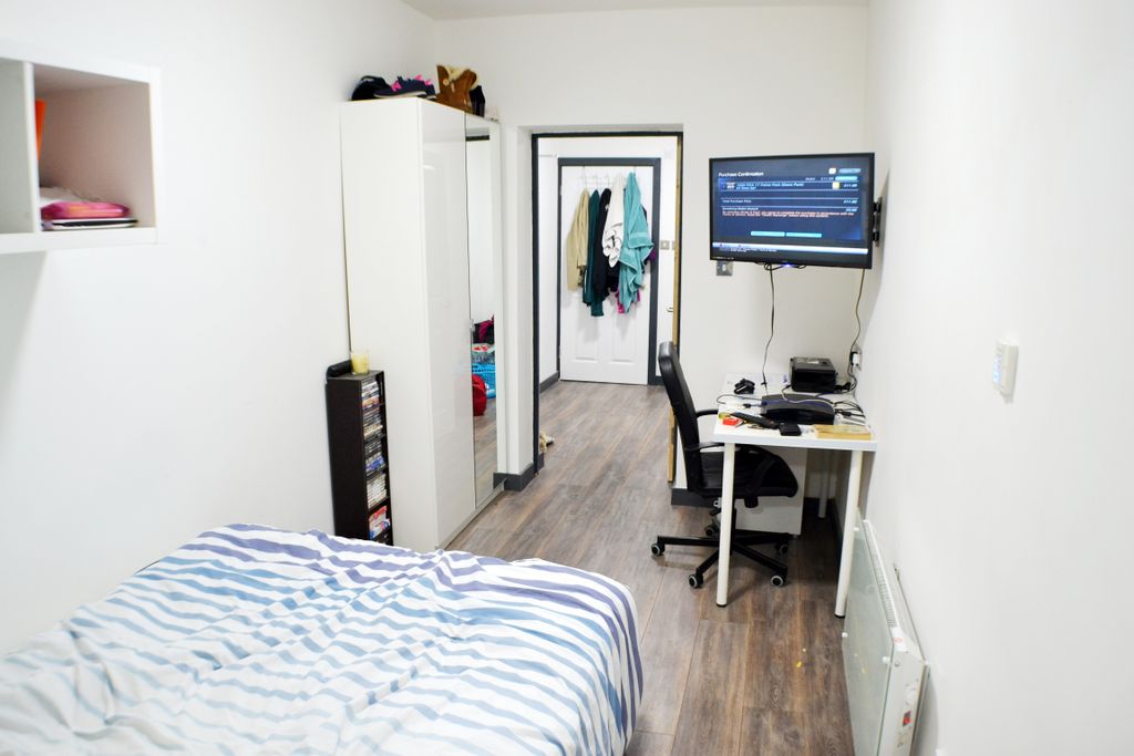 Property photo 3 of 4