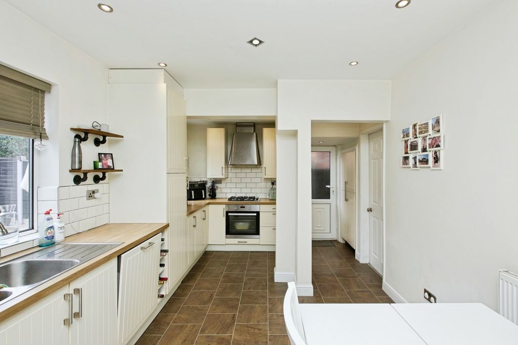 Property photo 2 of 19 Pbox-Img.Jpg
