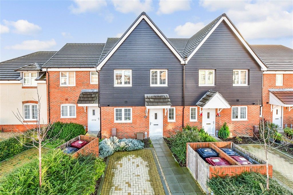 Property photo 2 of 12 External (Brochure)