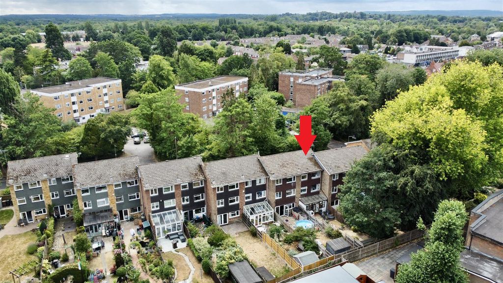 Property photo 1 of 9 Dji_Fly_20250717_123606_570_1752752217880_Photo_Op