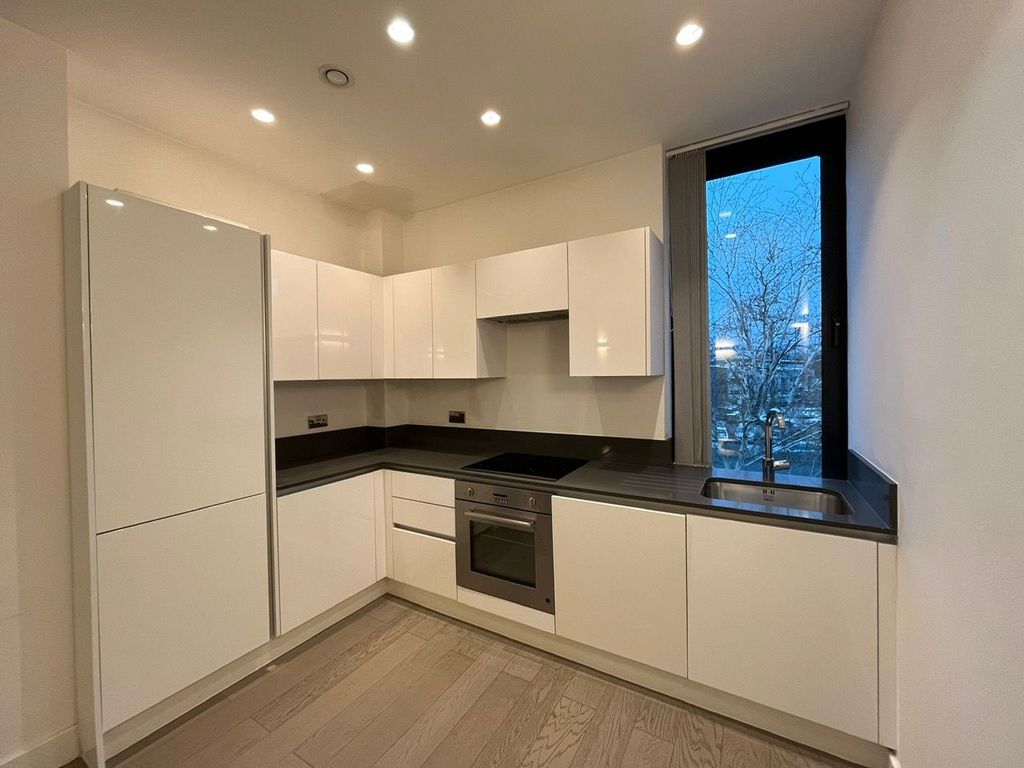 Property photo 2 of 5